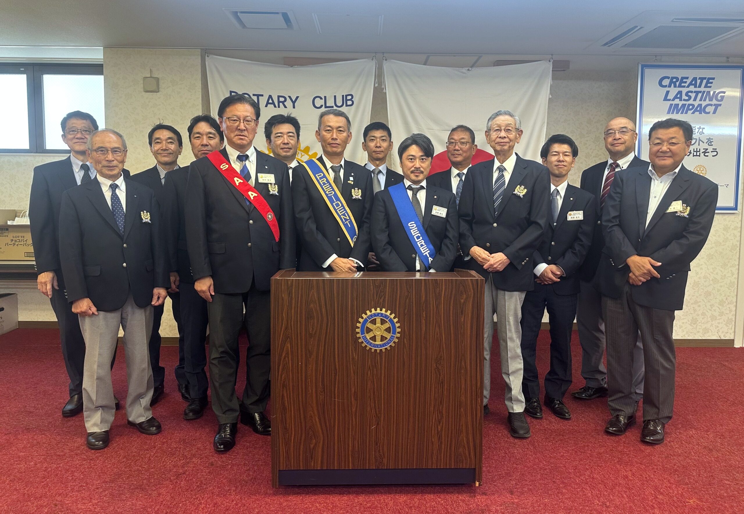 熊谷籠原ロータリークラブ2026-2027集合写真