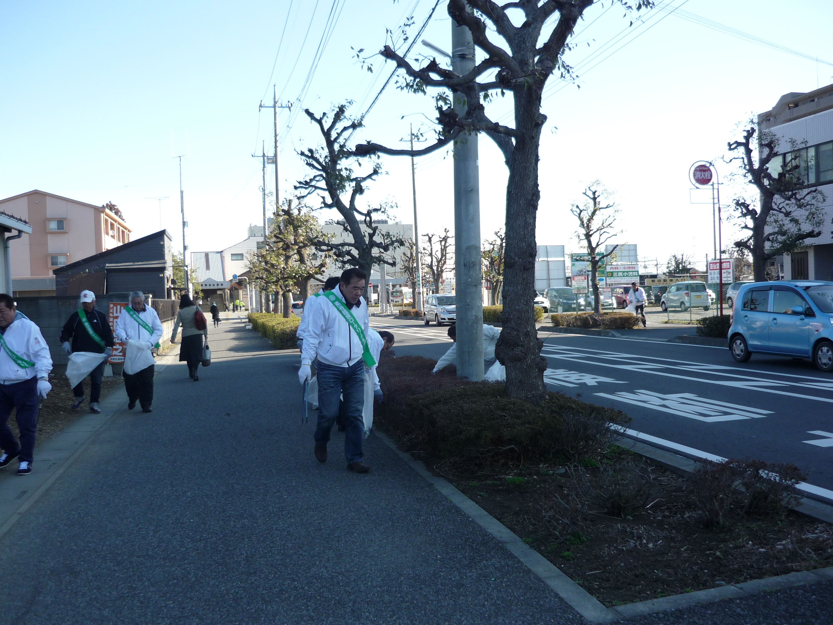 籠原駅南口早朝清掃活動